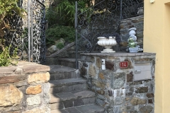 Aufgang zum Hauseingang