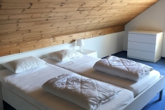 Schlafzimmer mit Doppelbett